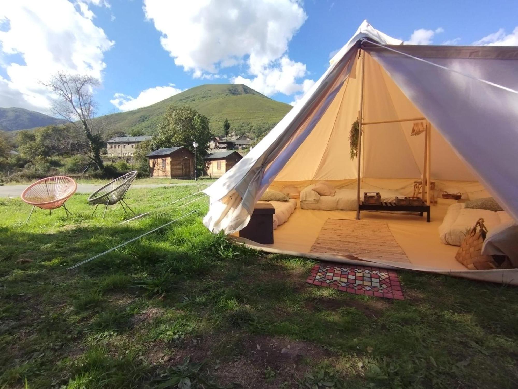 Camping La Zarapica - Palacios Del Sil 외부 사진